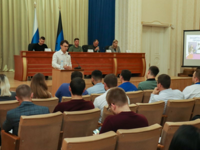 В Народном Совете прошло заседание Ассоциации молодежных парламентов.