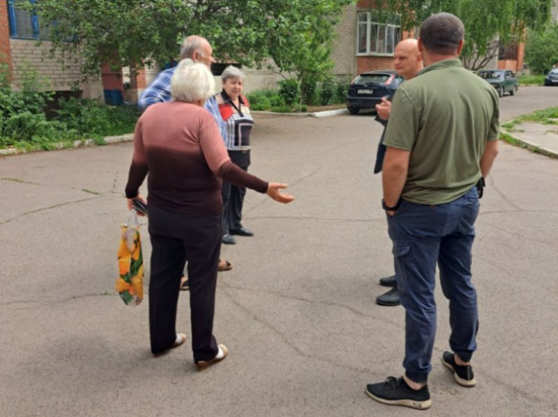 Сход граждан в городе Комсомольское.