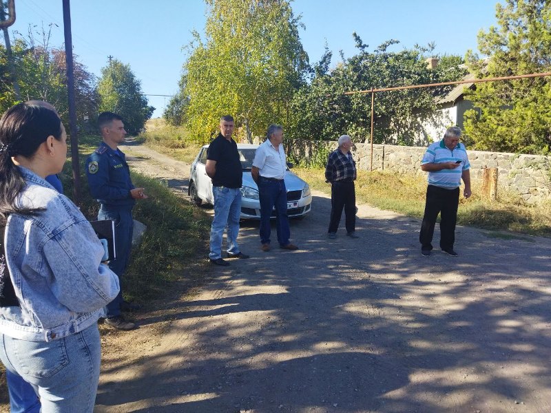 Сход граждан в поселке Старобешево.