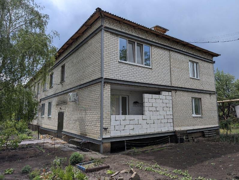 🏢 Бурятия завершила ремонт многоквартирного жилого дома в Старобешево.