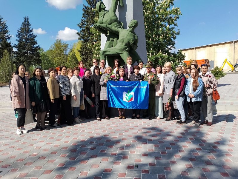 В Старобешевском округе прошло патриотическое мероприятие для первичных организаций образовательных учреждений округа.