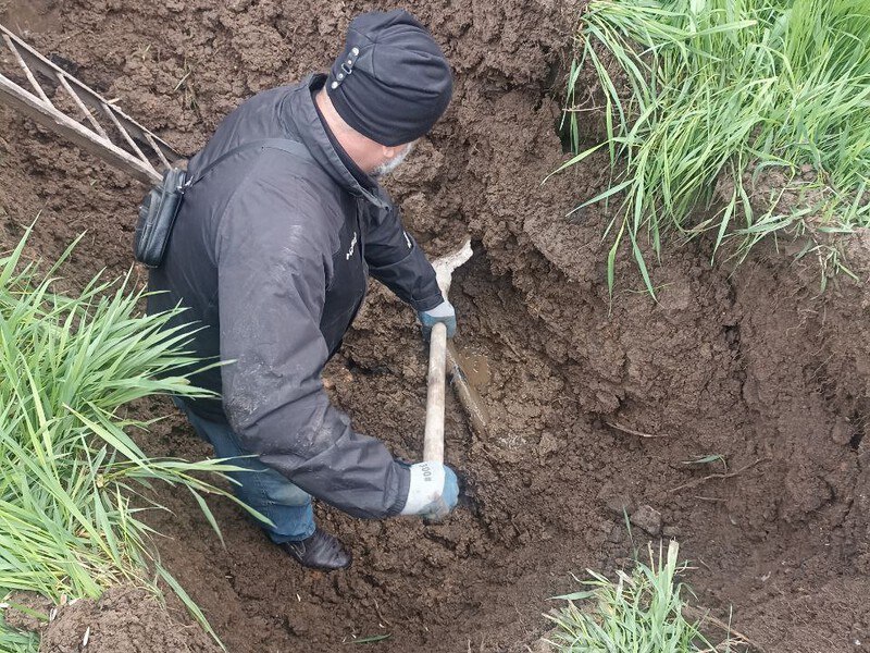 🧰Аварийная бригада Республики Бурятия продолжает устранять аварии водоснабжения в Старобешево.