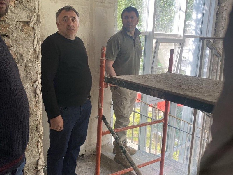 Зампред правительства Забайкалья проинспектировал ход ремонтных работ в Старобешевском округе.