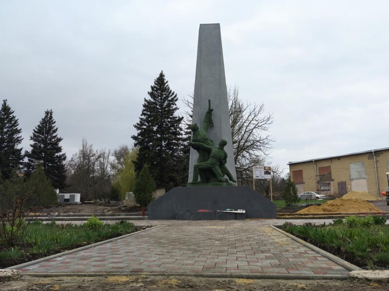 Бурятия помогает восстановить Мемориал героям ВОВ в Старобешево.