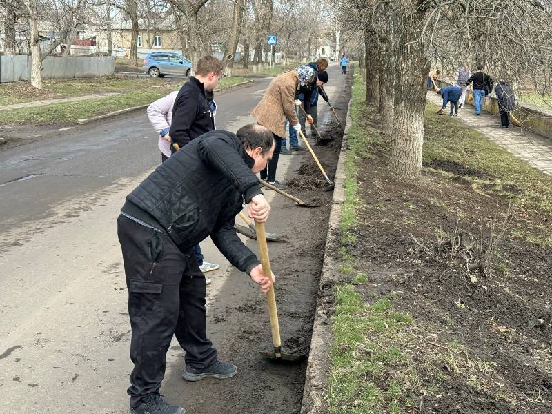 В Старобешевском муниципальном округе прошел субботник.