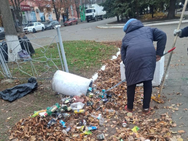 В Старобешевском муниципальном округе прошел субботник.