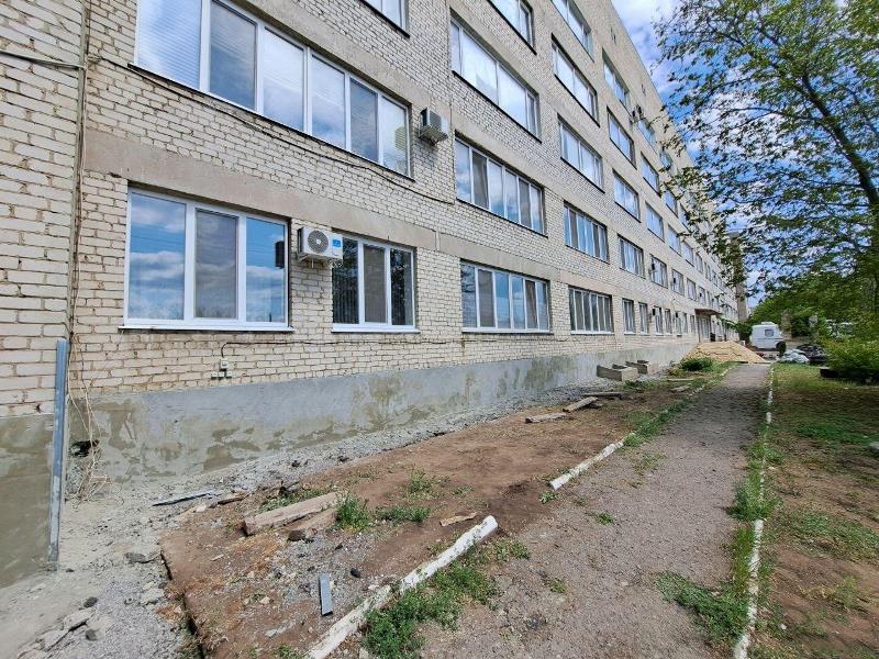 🏗️При поддержке Забайкалья продолжается восстановление Центральной районной больницы в Старобешево.