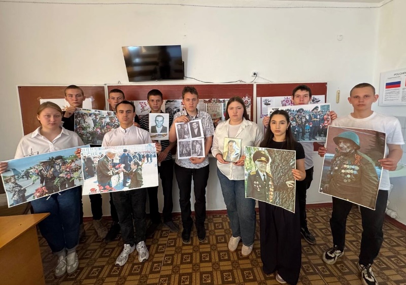 В Новозарьевской школе прошел открытый урок «Наследники Победы».