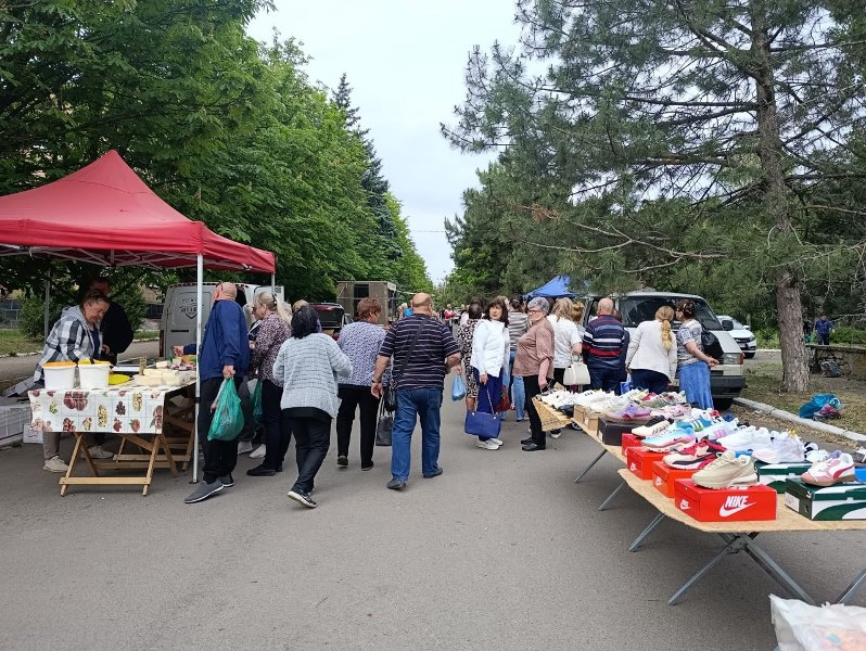 🛍В поселке Старобешево прошла выездная ярмарка.