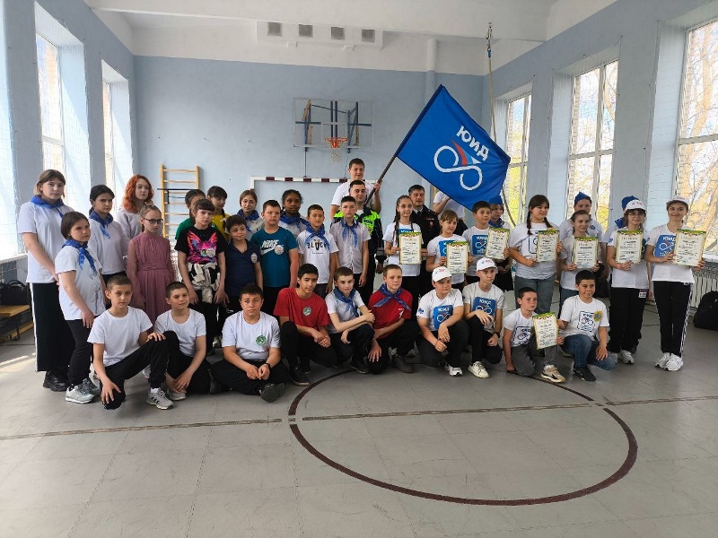 🚗 В Старобешевском округе прошел муниципальный этап Всероссийского конкурса ЮИД «Безопасное колесо — 2025».