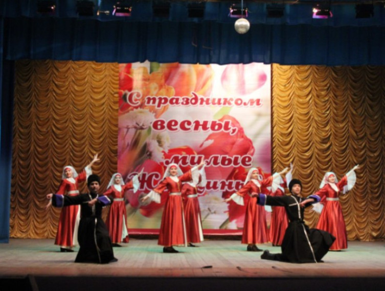 Районный праздничный концерт «Настроение в мажоре», посвященный Международному женскому дню 8 марта. Районный праздничный концерт «Настроение в мажоре», посвященный Международному женскому дню 8 марта.