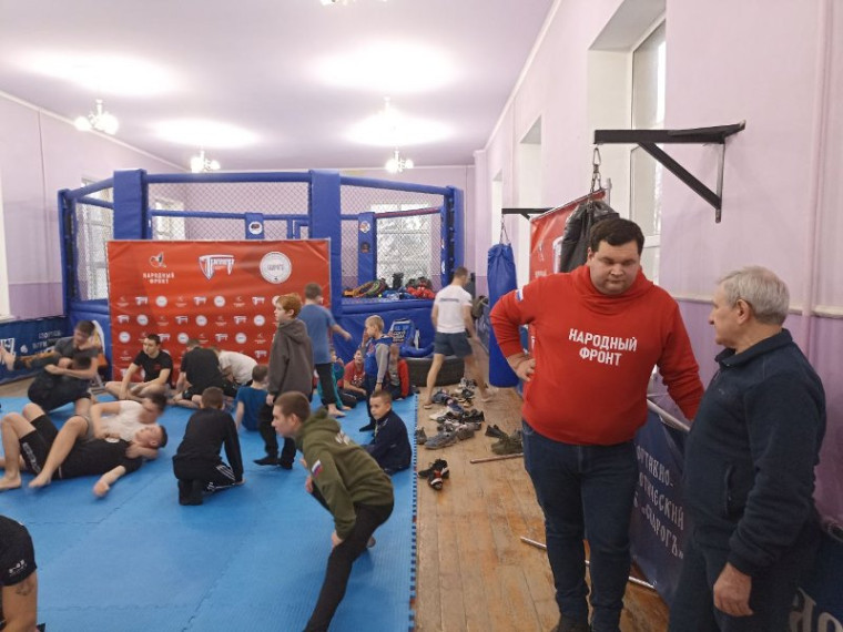 В рамках Федерального проекта «Тренер» состоялся мастер-класс по ММА в Новом Свете. В рамках Федерального проекта «Тренер» состоялся мастер-класс по ММА в Новом Свете.
