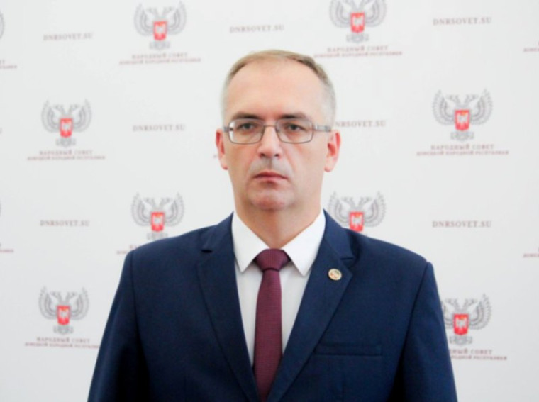 Комментарий Председателя Народного Совета Донецкой Народной Республики Владимира Бидёвки. Комментарий Председателя Народного Совета Донецкой Народной Республики Владимира Бидёвки.
