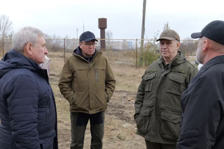 Полпред президента в ДФО посетил Старобешевский округ. Полпред президента в ДФО посетил Старобешевский округ.