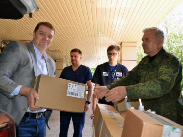 Владимир Бидёвка и депутаты Народного Совета оказали гуманитарную помощь ДоКТМО. Владимир Бидёвка и депутаты Народного Совета оказали гуманитарную помощь ДоКТМО.