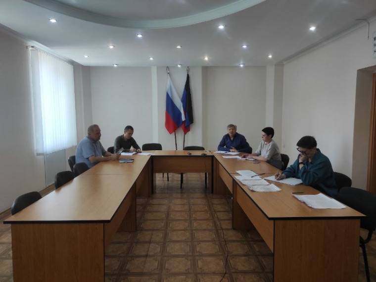 Аппаратное совещание. Аппаратное совещание.