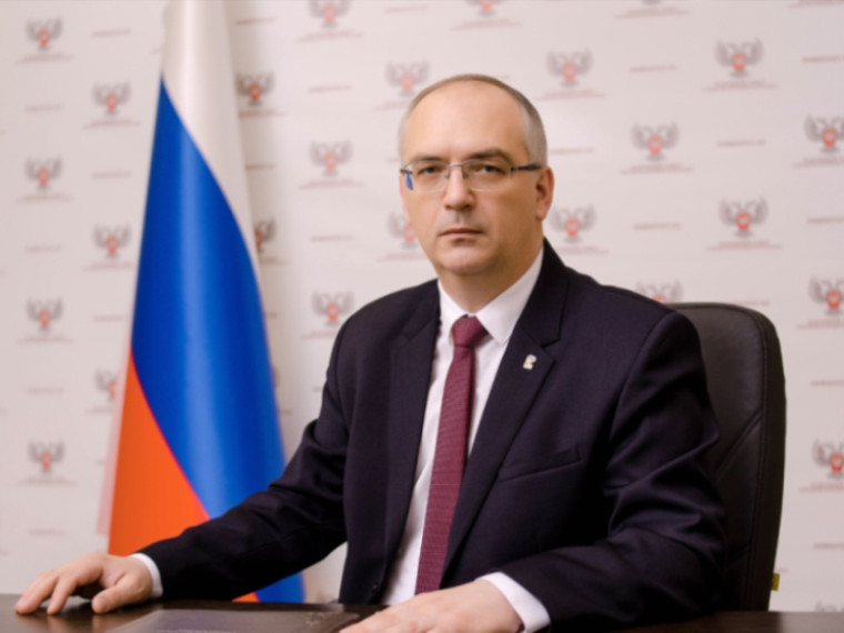 Владимир Бидёвка прокомментировал запрет Киева на посещение журналистами линии соприкосновения. Владимир Бидёвка прокомментировал запрет Киева на посещение журналистами линии соприкосновения.