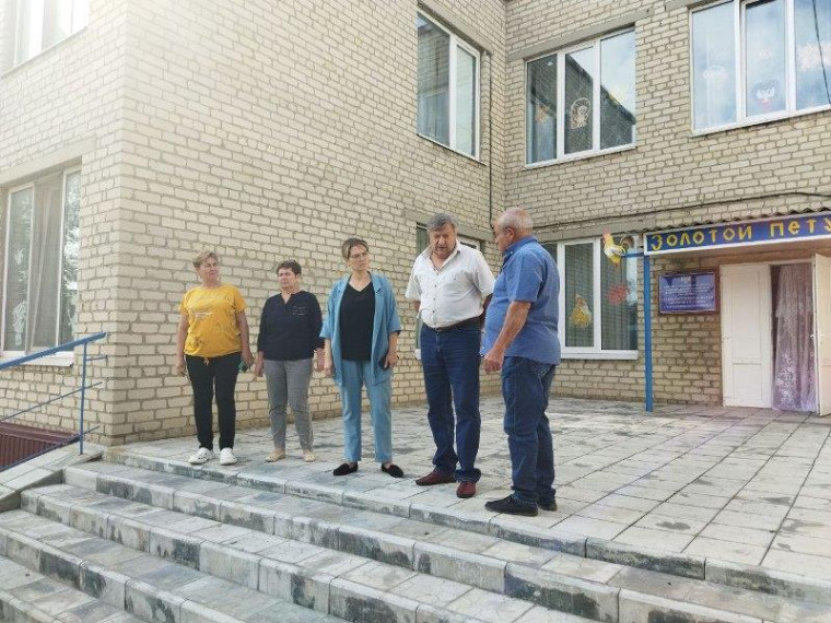 Сход граждан в селе Раздольное. Сход граждан в селе Раздольное.