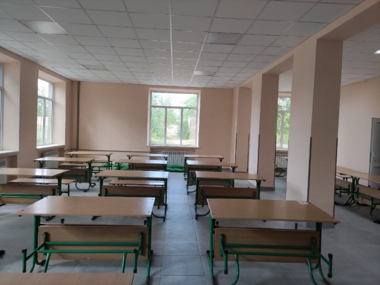 Завершаются работы по капитальному ремонту Старобешевской школы №1. Завершаются работы по капитальному ремонту Старобешевской школы №1.