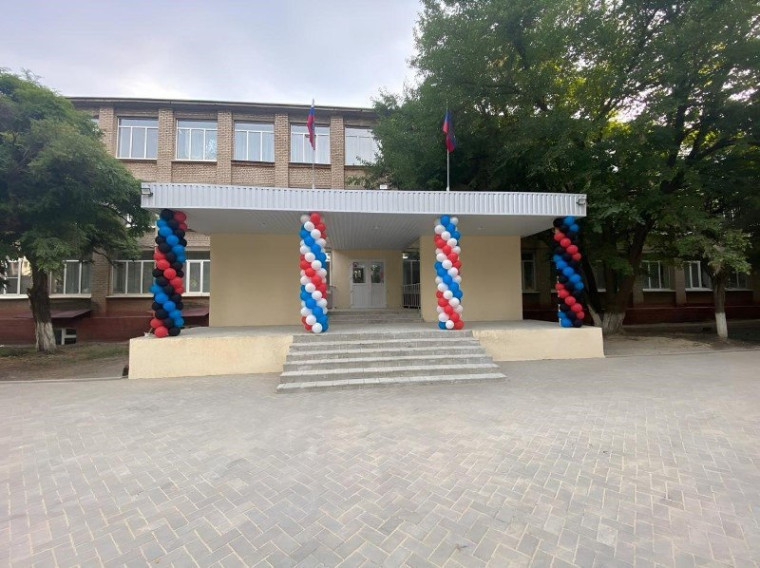 Завершается капитальный ремонт Муниципального бюджетного общеобразовательного учреждения «Новосветская школа №1». Завершается капитальный ремонт Муниципального бюджетного общеобразовательного учреждения «Новосветская школа №1».