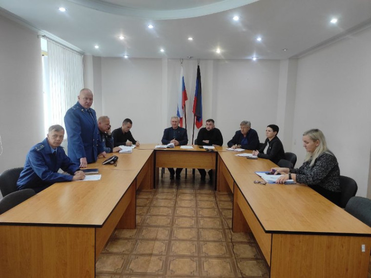 Аппаратное совещание. Аппаратное совещание.